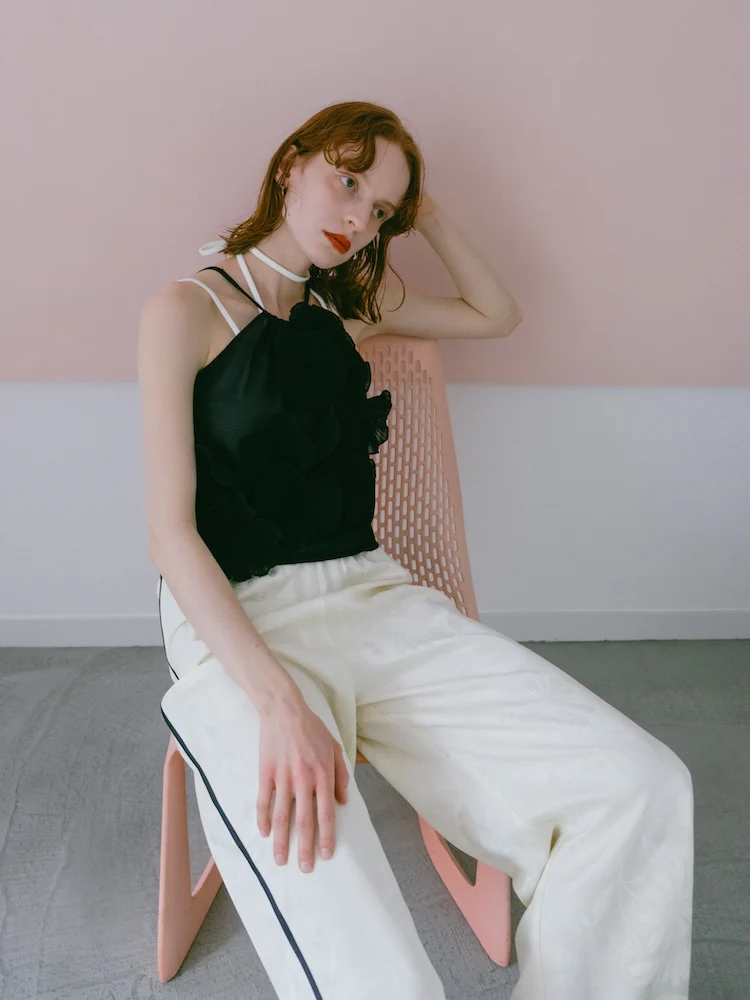 トップス sahara Drawstring Flower Motif Camisole Sahara Drawstring Flower Motif Camisole