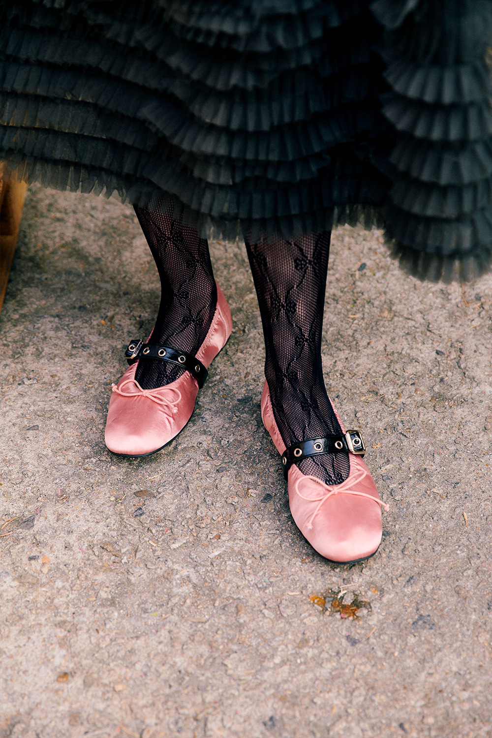 KHIHO ♥ SATIN SHIRRING BALLERINA FLATS /追跡付 khiho】キホ Satin shirring ballerina flats - メルカリ